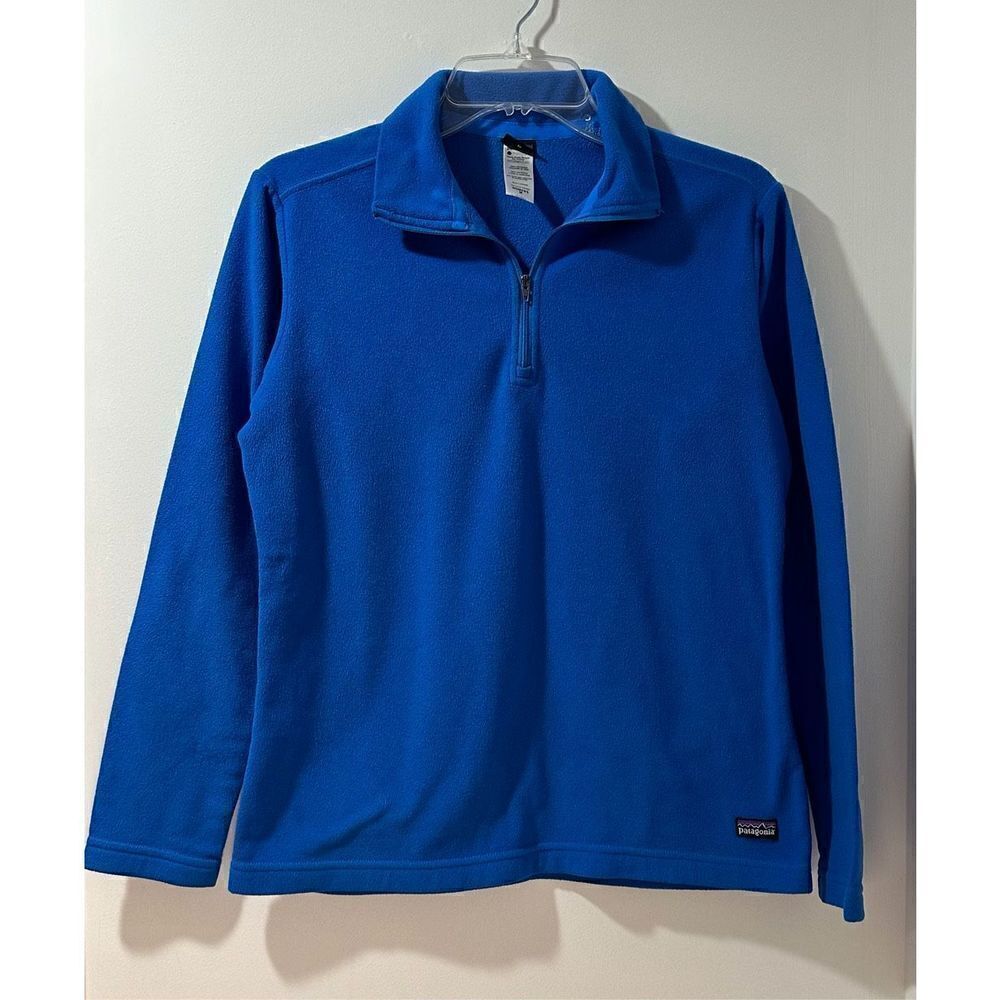 Patagonia women’s blue fleece 1/4 zip jacket size Medium. #39-0986